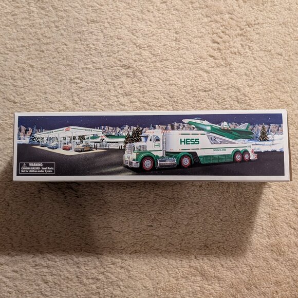 2010 Hess Toy Truck and Jet NWT - Picture 3 of 6